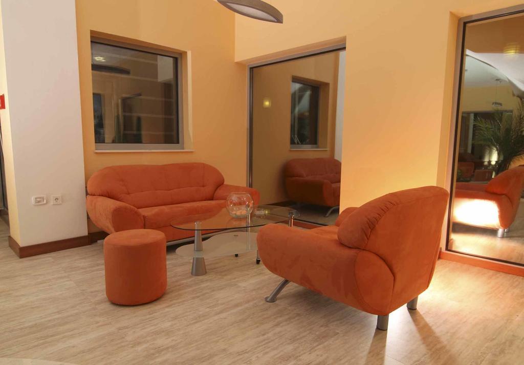 Hotel Kaktus Читлук Экстерьер фото